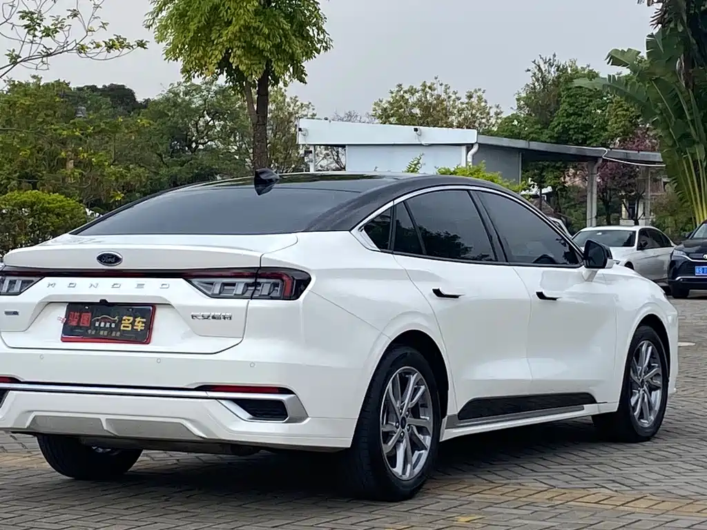 Mondeo 2022 facelift EcoBoost 245 luxury model купить на сайте DeffCars