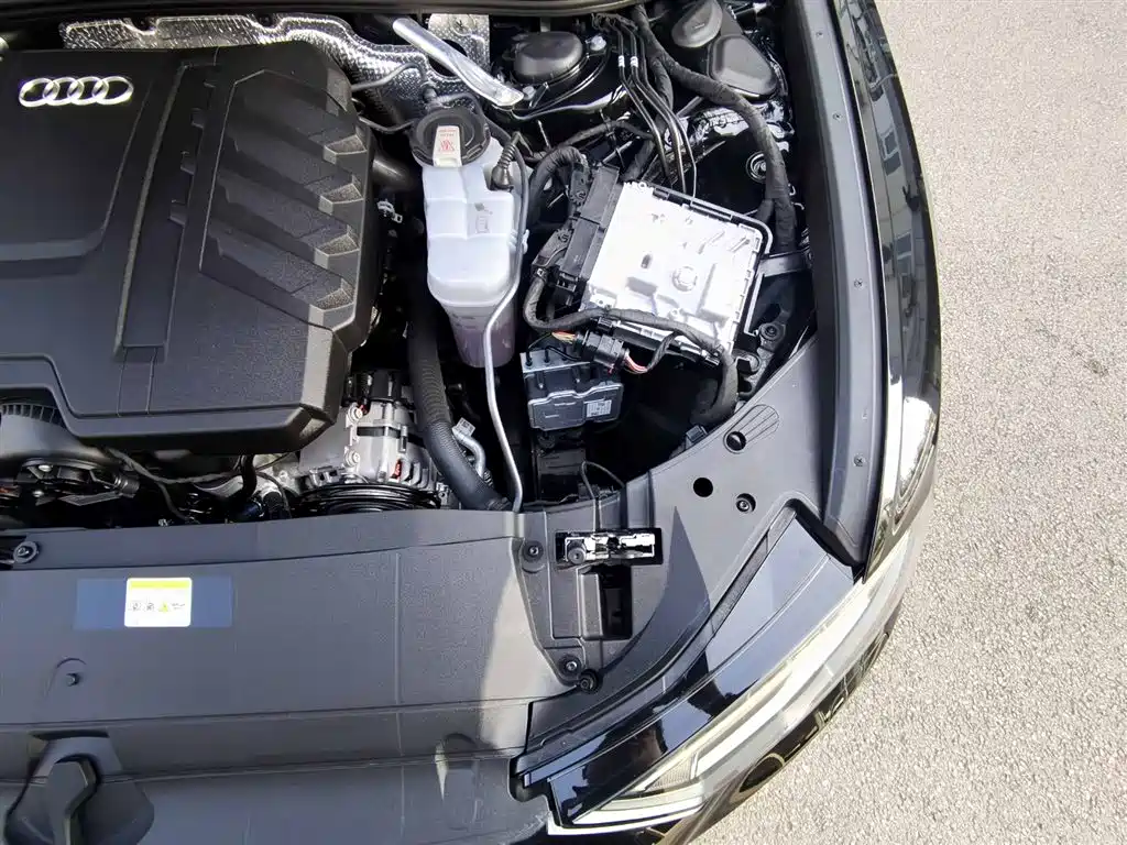 Audi A6L 2025 45 TFSI quattro premium dynamic model купить на сайте DeffCars