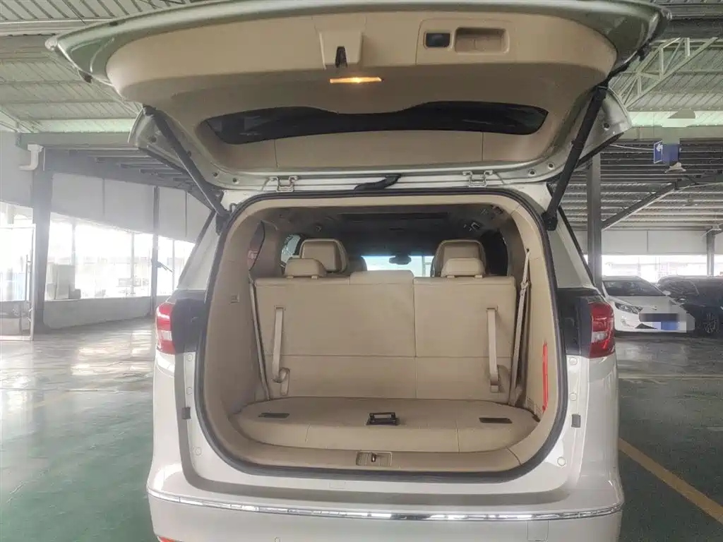 Buick GL8 2017 ES 28T luxury model National V купить на сайте DeffCars