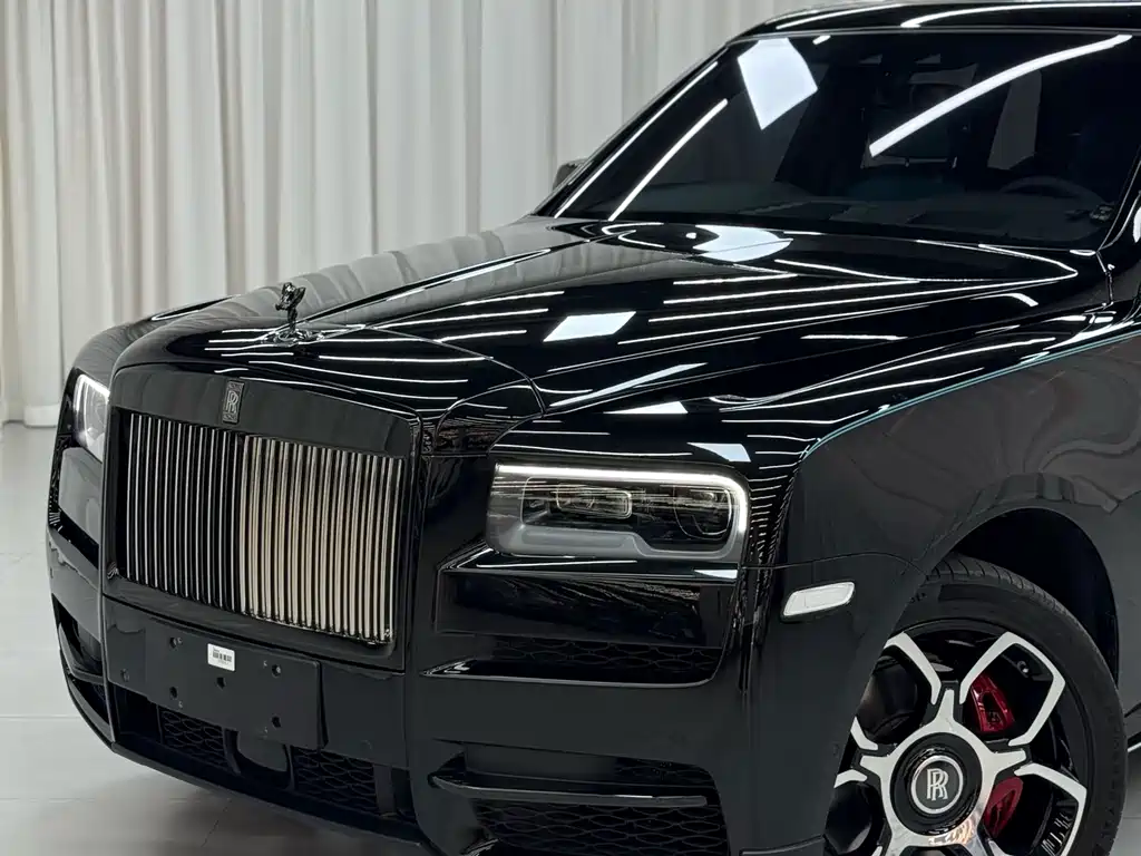 Cullinan 2020 Black Badge купить на сайте DeffCars