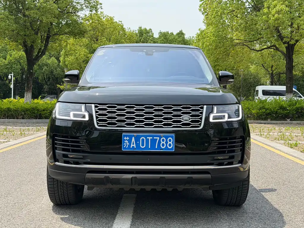 Range Rover 2018 3.0 SC V6 Vogue SE Genesis Extended Edition купить на сайте DeffCars