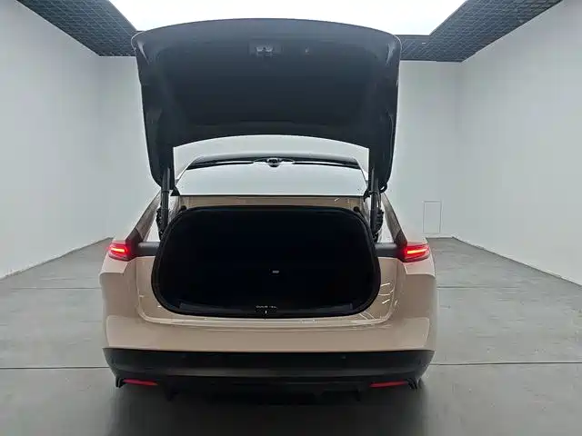 NIO ET5 2022 model 75kWh купить на сайте DeffCars