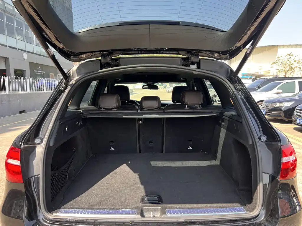 Mercedes-Benz GLC 2018 facelift GLC 200 4MATIC купить на сайте DeffCars