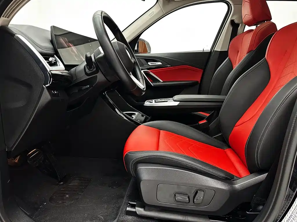 BMW X1 2023 sDrive20Li X Design Package купить на сайте DeffCars