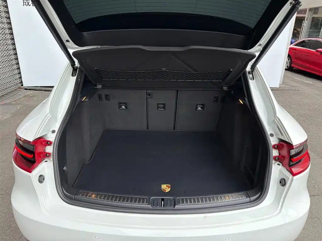 Macan 2014 Macan 2.0T купить на сайте DeffCars