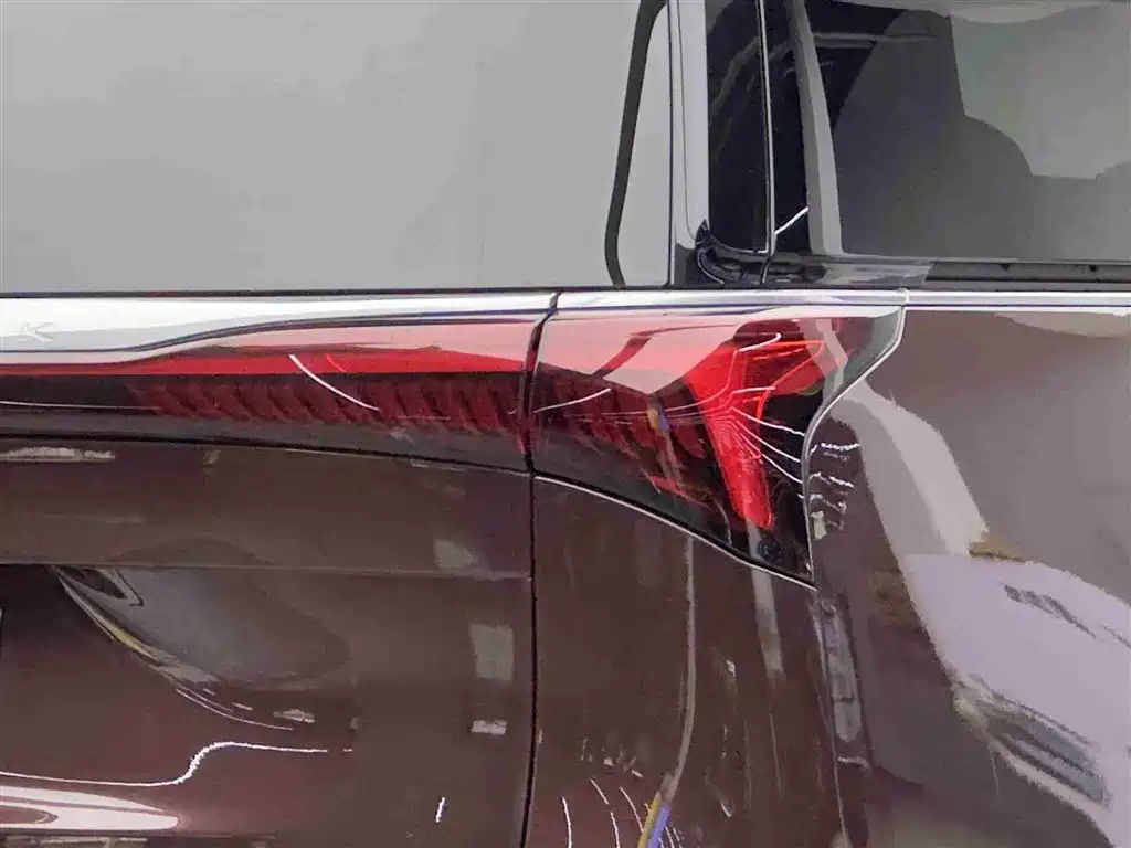 Century 2023 2.0T seven-seat premium model купить на сайте DeffCars