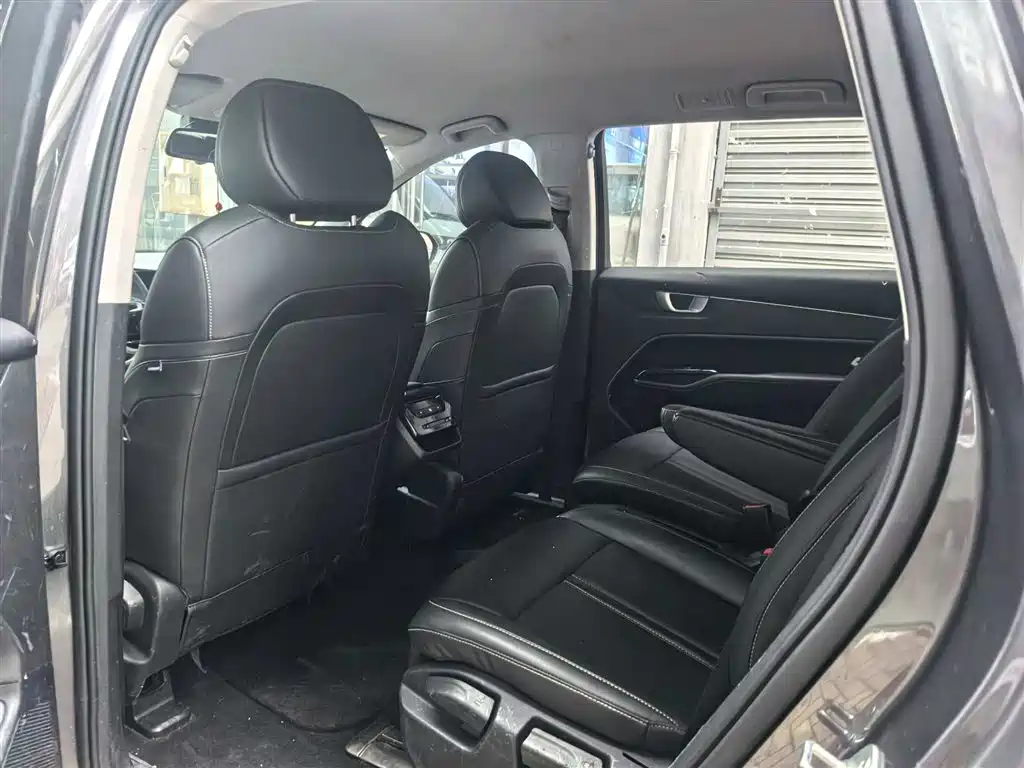 Lavida 2011 1.4TSI DSG Pinxuan Edition купить на сайте DeffCars