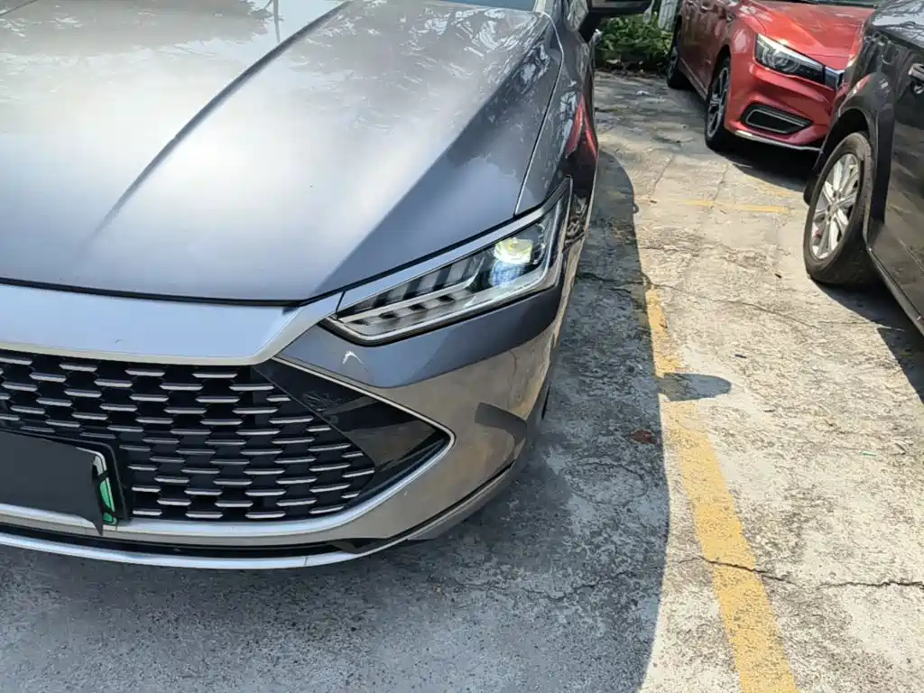 Qin PLUS 2021 DM-i 55KM flagship model купить на сайте DeffCars