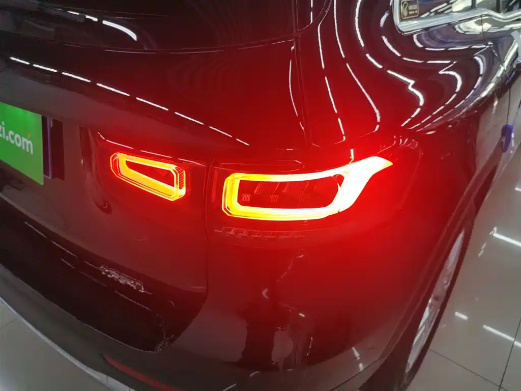 Mercedes-Benz GLB 2023 GLB 220 Dynamic купить на сайте DeffCars