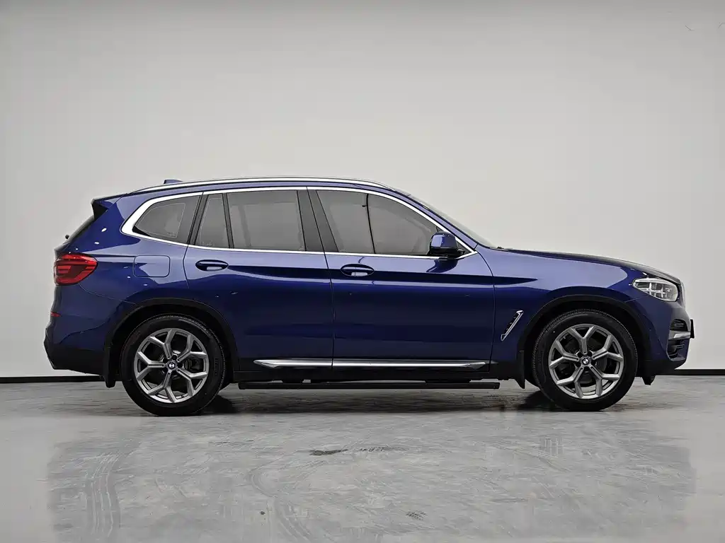 BMW X3 2021 xDrive28i Luxury Package купить на сайте DeffCars
