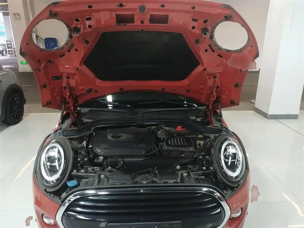 MINI 2018 1.5T COOPER Classic Five-Door Edition купить на сайте DeffCars