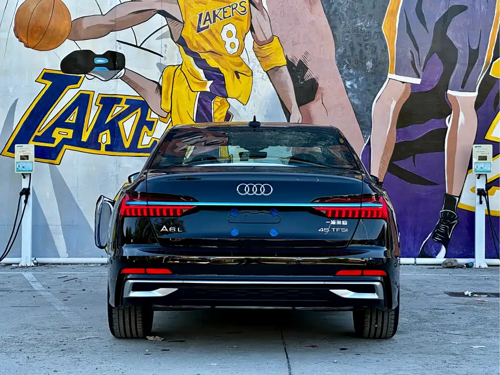 Audi A6L 2024 45 TFSI Premium Dynamic Model купить на сайте DeffCars