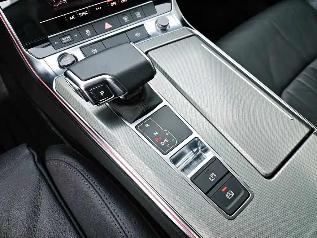 Audi A6L 2021 40 TFSI luxury and elegant model купить на сайте DeffCars