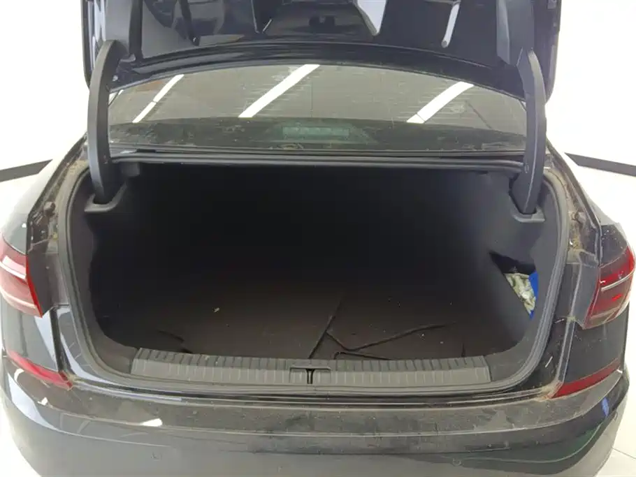 Passat 2023 facelift 330TSI Star Elite Edition купить на сайте DeffCars