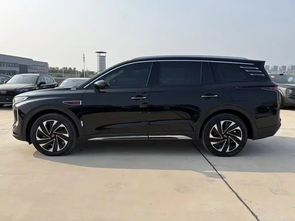 Hongqi HS7 PHEV 2024 2.0T PHEV four-wheel drive Qichang version 7 seats купить на сайте DeffCars