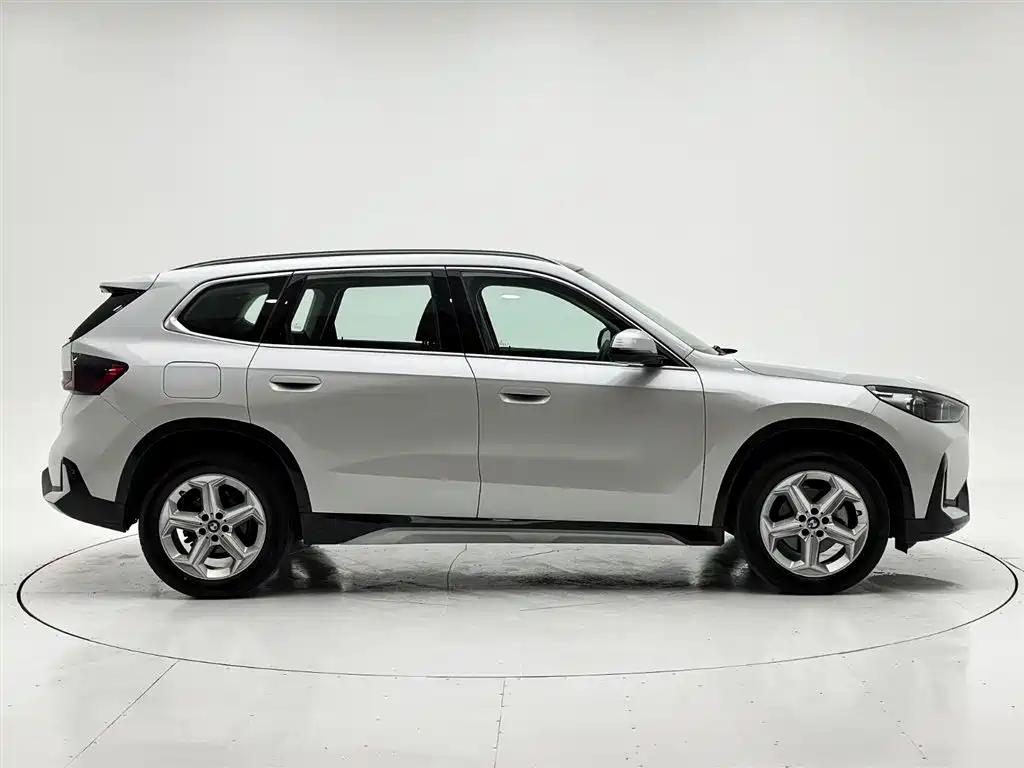 BMW X1 2023 sDrive20Li X Design Package купить на сайте DeffCars