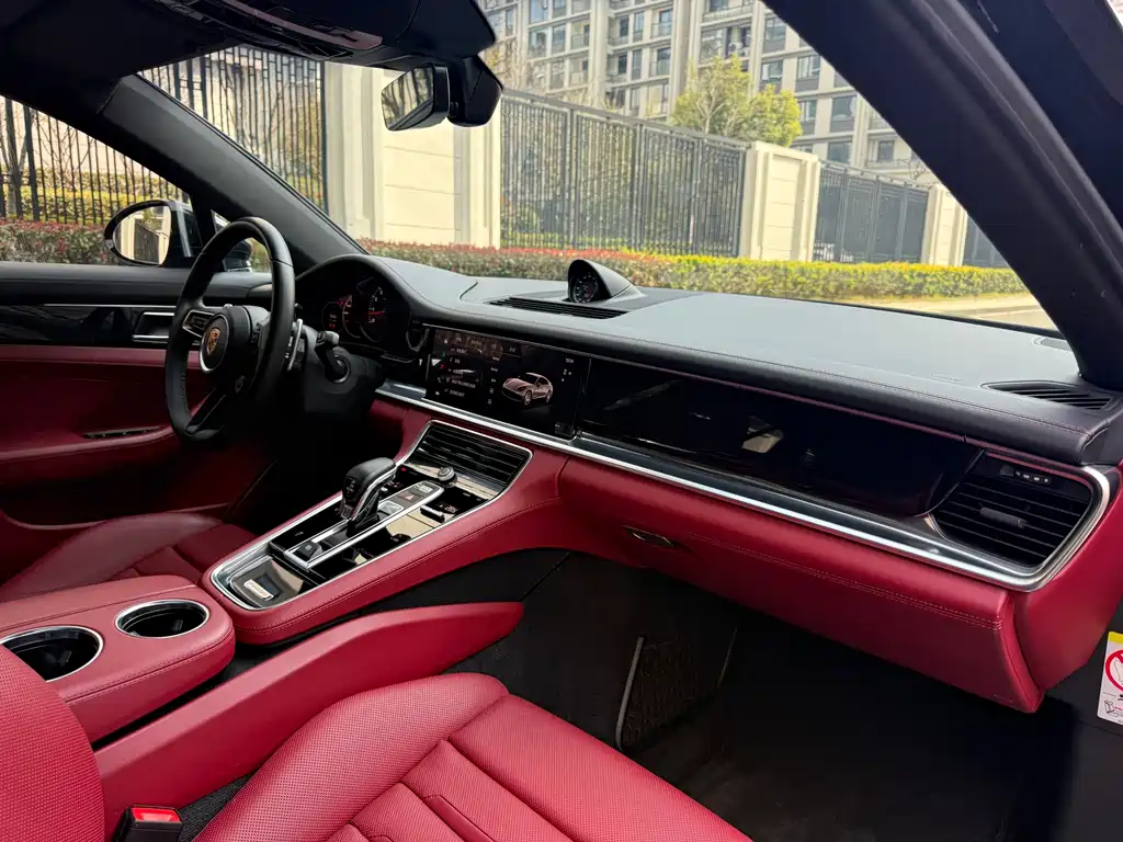 Panamera 2023 Panamera 4 Executive Extended Edition 2.9T купить на сайте DeffCars