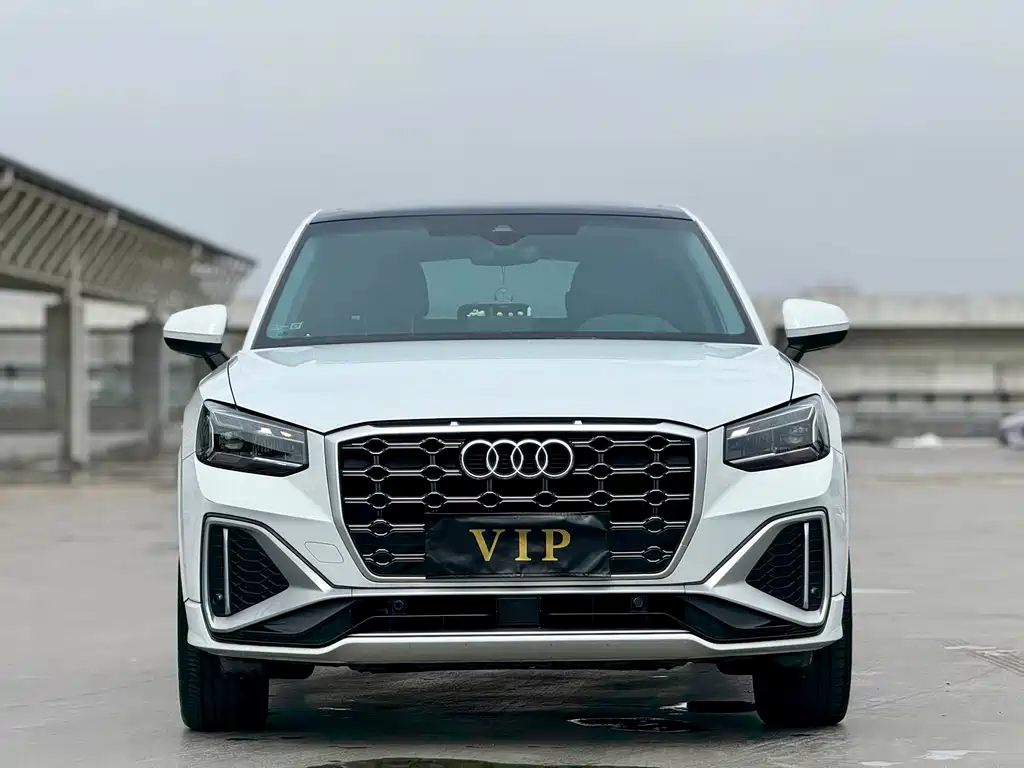 Audi Q2L 2022 35 TFSI fashionable and dynamic купить на сайте DeffCars