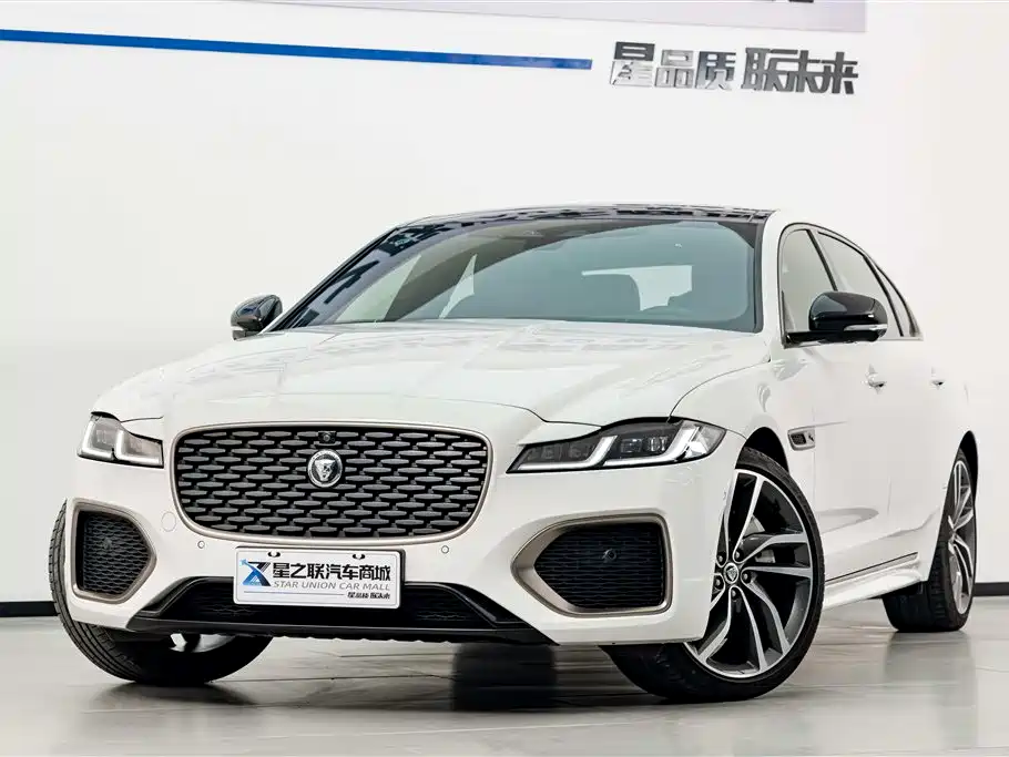 Jaguar XFL 2024 2.0T P300 four-wheel drive flagship sports gold version купить на сайте DeffCars