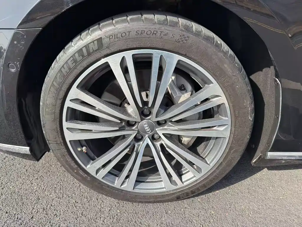 Audi A8 2019 A8L 55 TFSI quattro premium model купить на сайте DeffCars