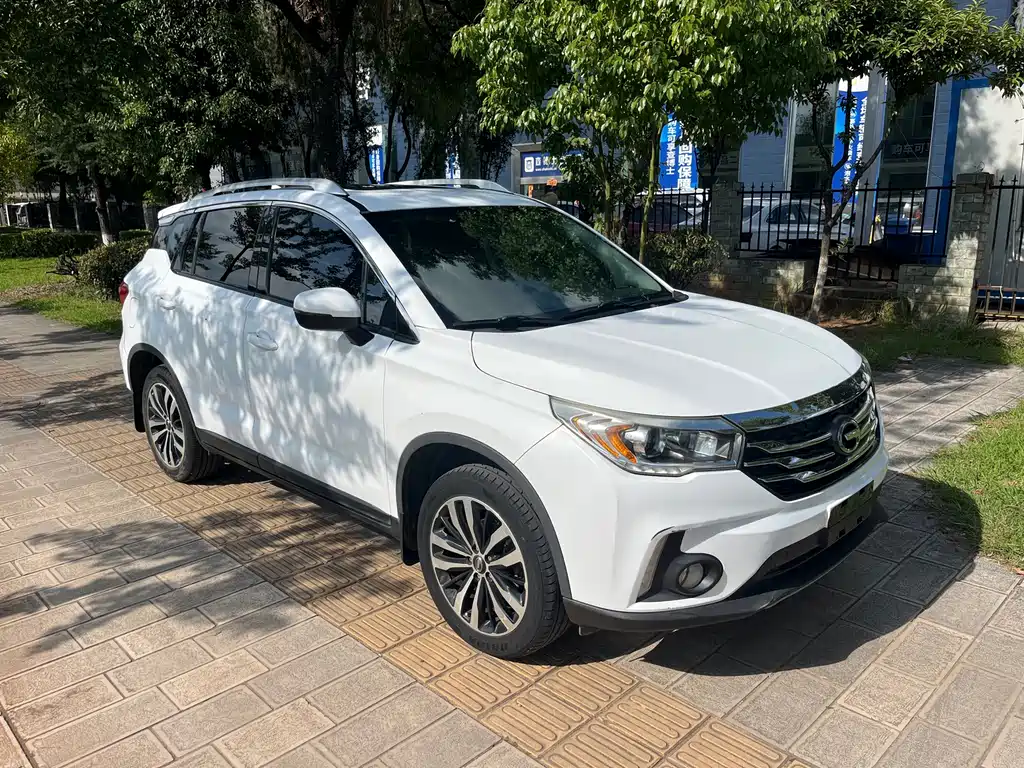 Trumpchi GS4 2017 235T manual two-wheel drive luxury version купить на сайте DeffCars