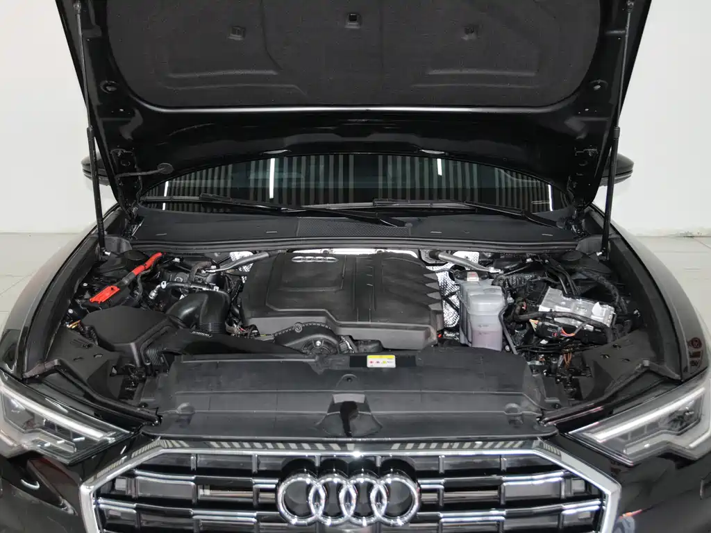 Audi A6L 2024 45 TFSI Premium Dynamic Model купить на сайте DeffCars