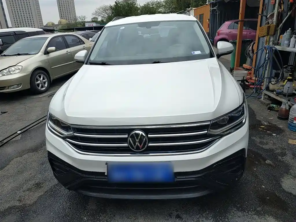 Tiguan L 2022 330TSI automatic two-wheel drive comfort version купить на сайте DeffCars