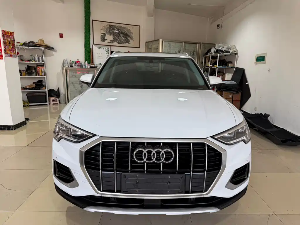 Audi Q3 2022 35 TFSI Fashionable and Elegant купить на сайте DeffCars