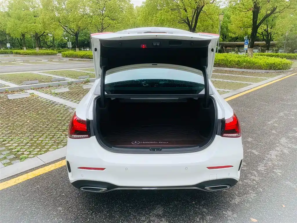 Mercedes-Benz A-Class 2020 A 200 L Sports Sedan купить на сайте DeffCars