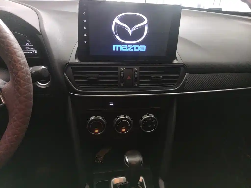 Mazda CX-4 2020 2.0L automatic two-wheel drive Blue Sky Vitality Edition купить на сайте DeffCars