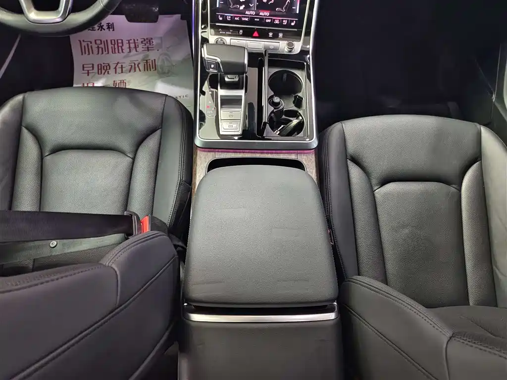 Audi Q7 2022 55 TFSI quattro S line sports купить на сайте DeffCars