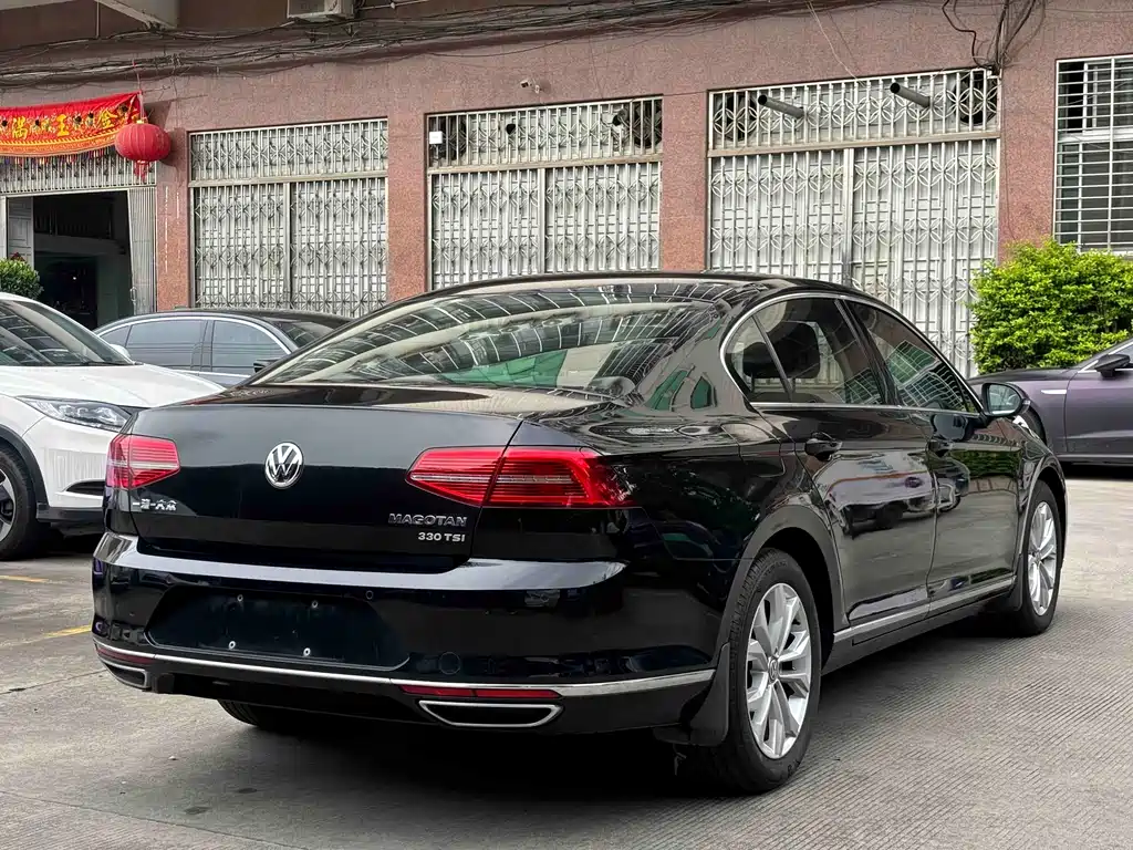 Magotan 2018 facelift 330TSI DSG luxury model купить на сайте DeffCars