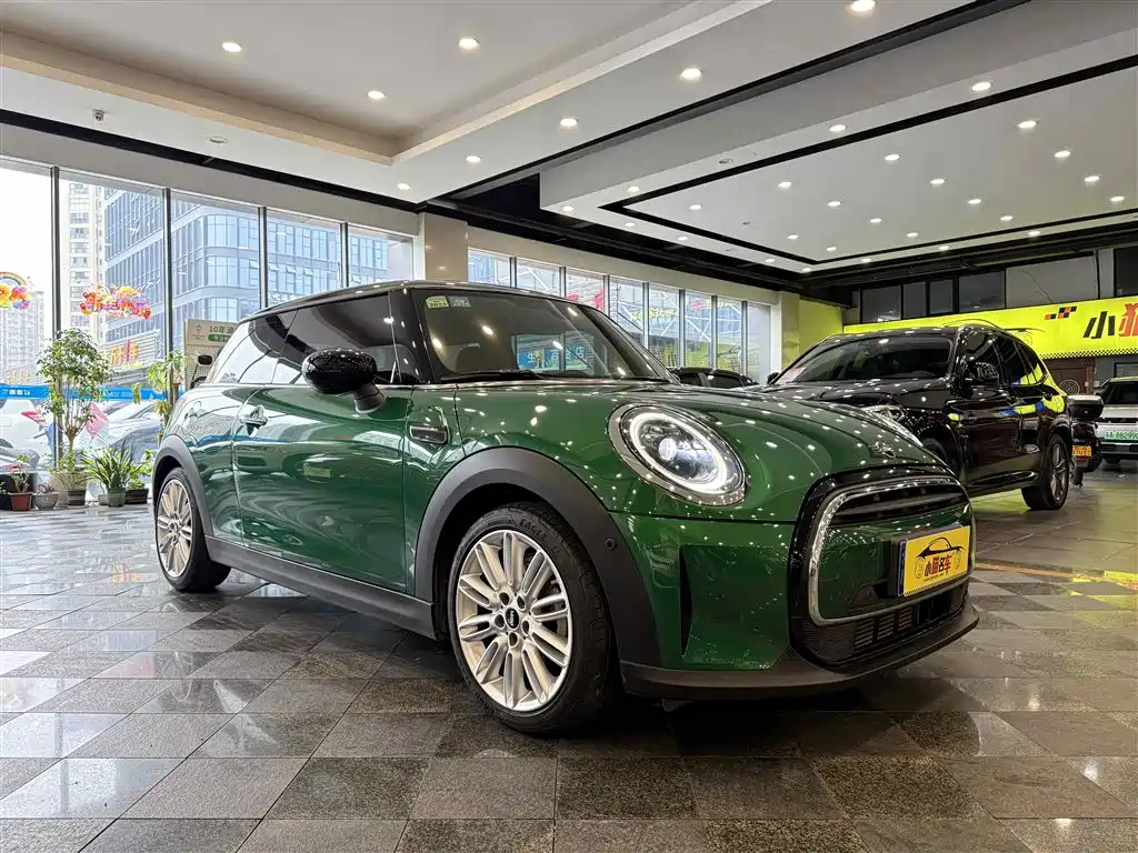 MINI 2022 1.5T COOPER Classic купить на сайте DeffCars