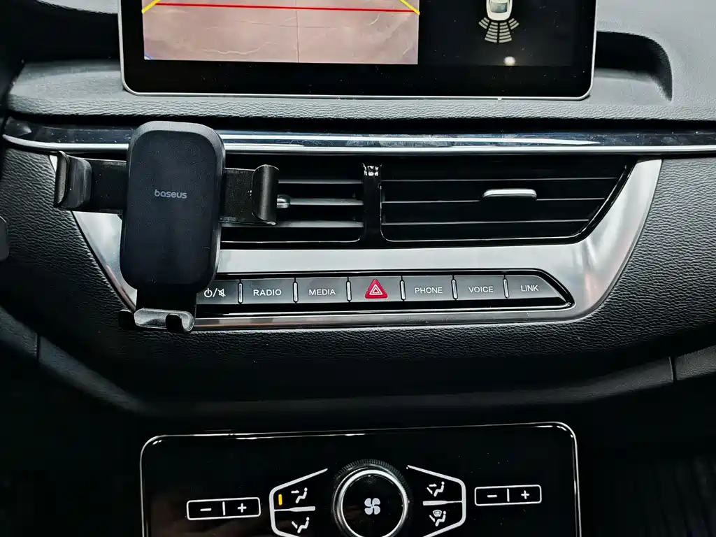 Hongqi H5 2020 1.5T DCT Flag Rhyme Edition купить на сайте DeffCars