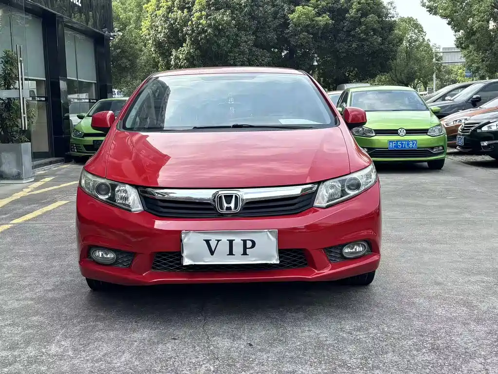 Civic 2013 10th Anniversary 1.8L Automatic Comfort Edition купить на сайте DeffCars