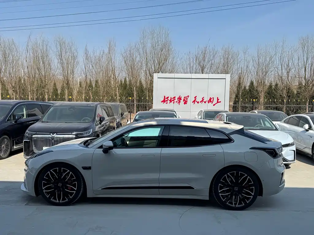 Jikrypton 001 2025 YOU version 100kWh four-wheel drive купить на сайте DeffCars