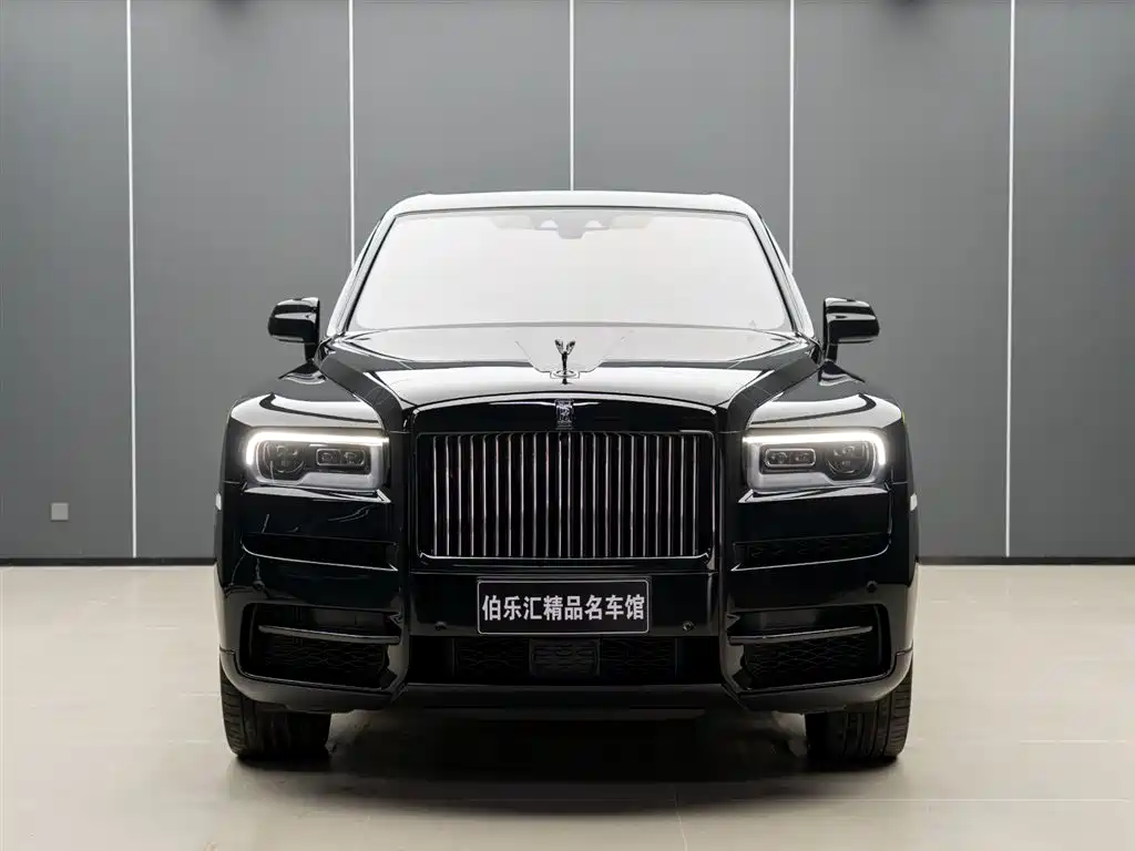 Cullinan 2020 Black Badge купить на сайте DeffCars