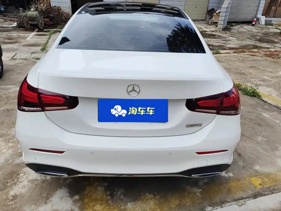 Mercedes-Benz A-Class 2022 A 200 L Sports Sedan Dynamic Type купить на сайте DeffCars