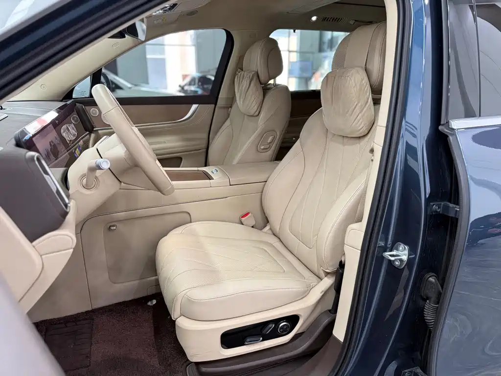 Wenjie M9 2024 extended range Ultra version 42kWh 6-seater version купить на сайте DeffCars