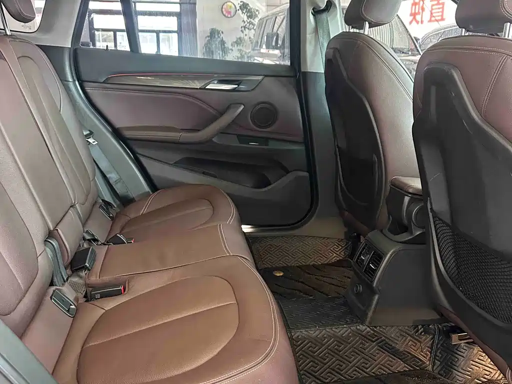 BMW X1 2018 sDrive18Li Exclusive Model купить на сайте DeffCars