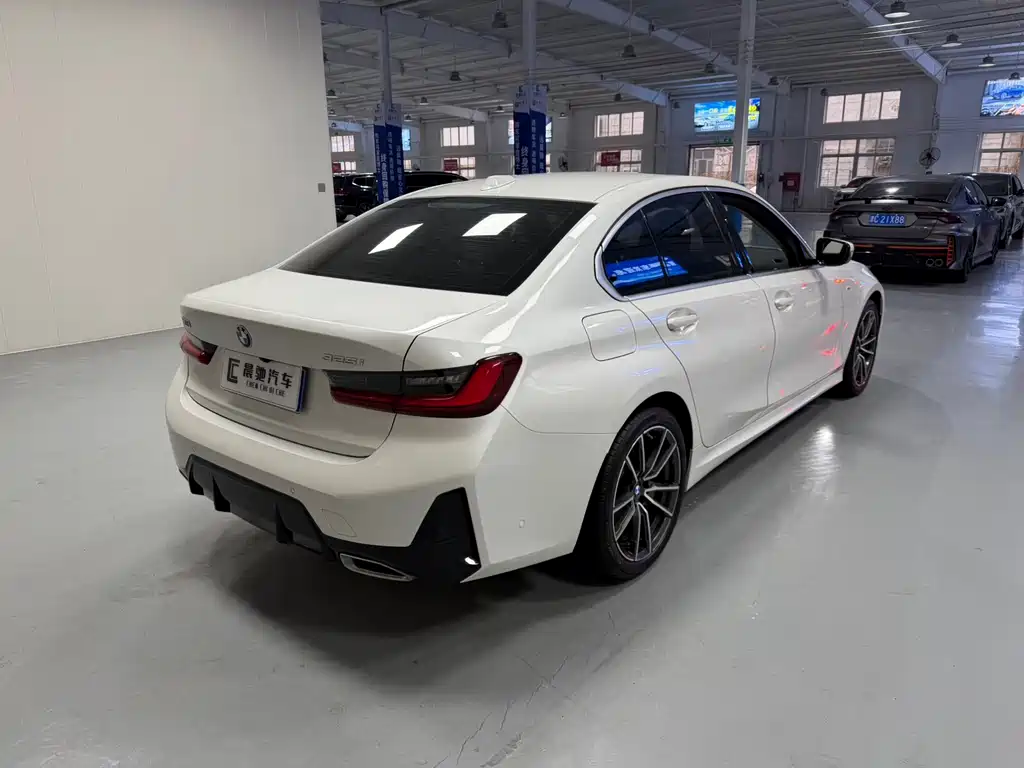 BMW 3 Series 2025 325i M Sports Package купить на сайте DeffCars