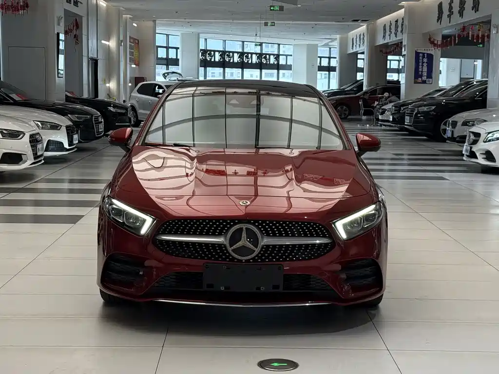 Mercedes-Benz A-Class 2019 A 200 L sports sedan first special edition купить на сайте DeffCars