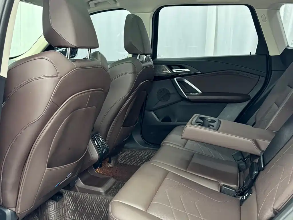 BMW X1 2023 sDrive20Li X Design Package купить на сайте DeffCars