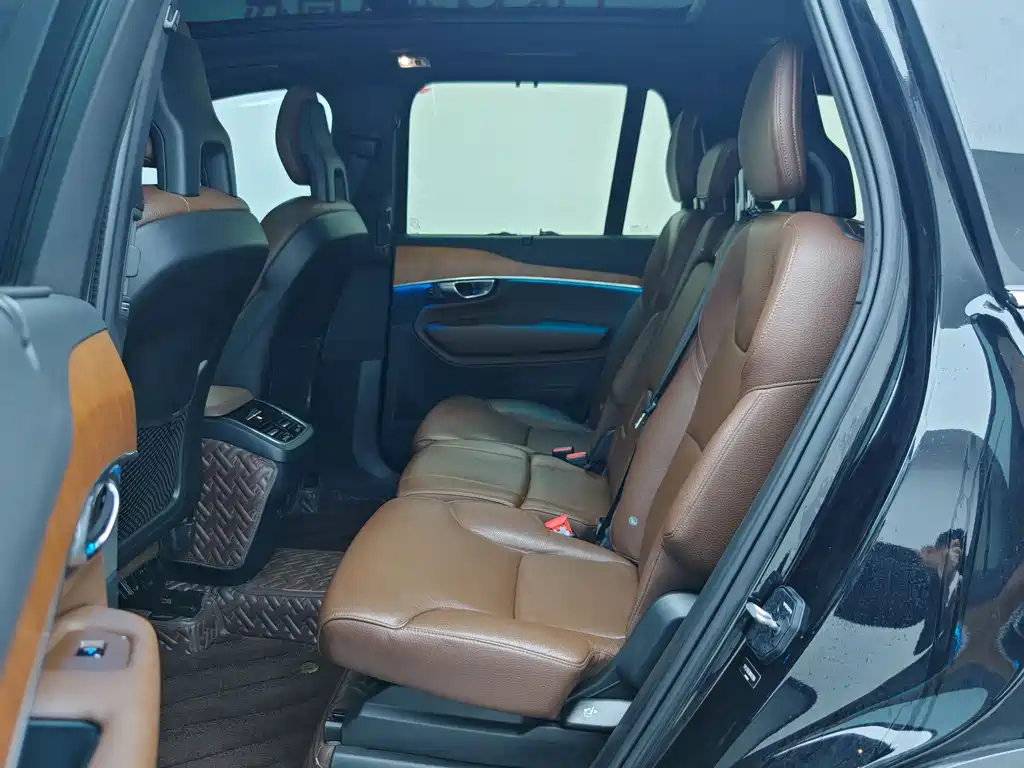 Volvo XC90 2022 B6 Zhiyi Luxury Edition 7 seats купить на сайте DeffCars