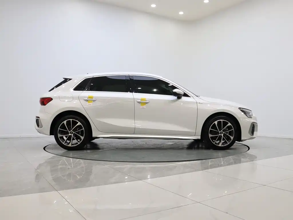 Audi A3 2022 Sportback 35 TFSI aggressive sports model купить на сайте DeffCars