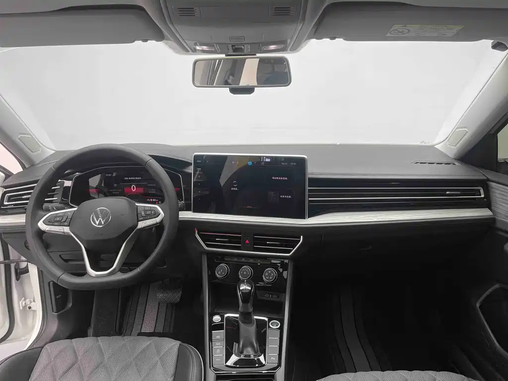Sagitar 2025 facelift 2 300TSI DSG transcendent version купить на сайте DeffCars