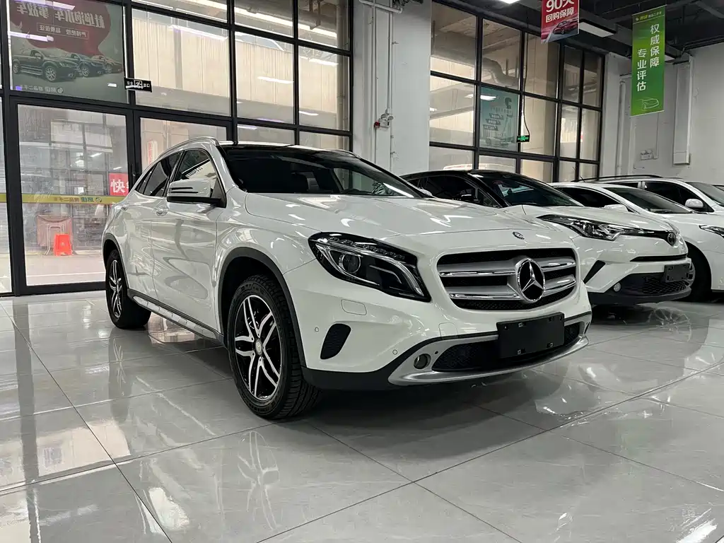 Mercedes-Benz GLA 2016 GLA 220 4MATIC Fashion Model купить на сайте DeffCars