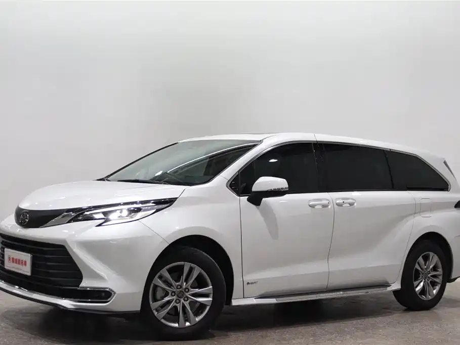 SIENNA 2024 2.5L Hybrid Comfort Edition купить на сайте DeffCars