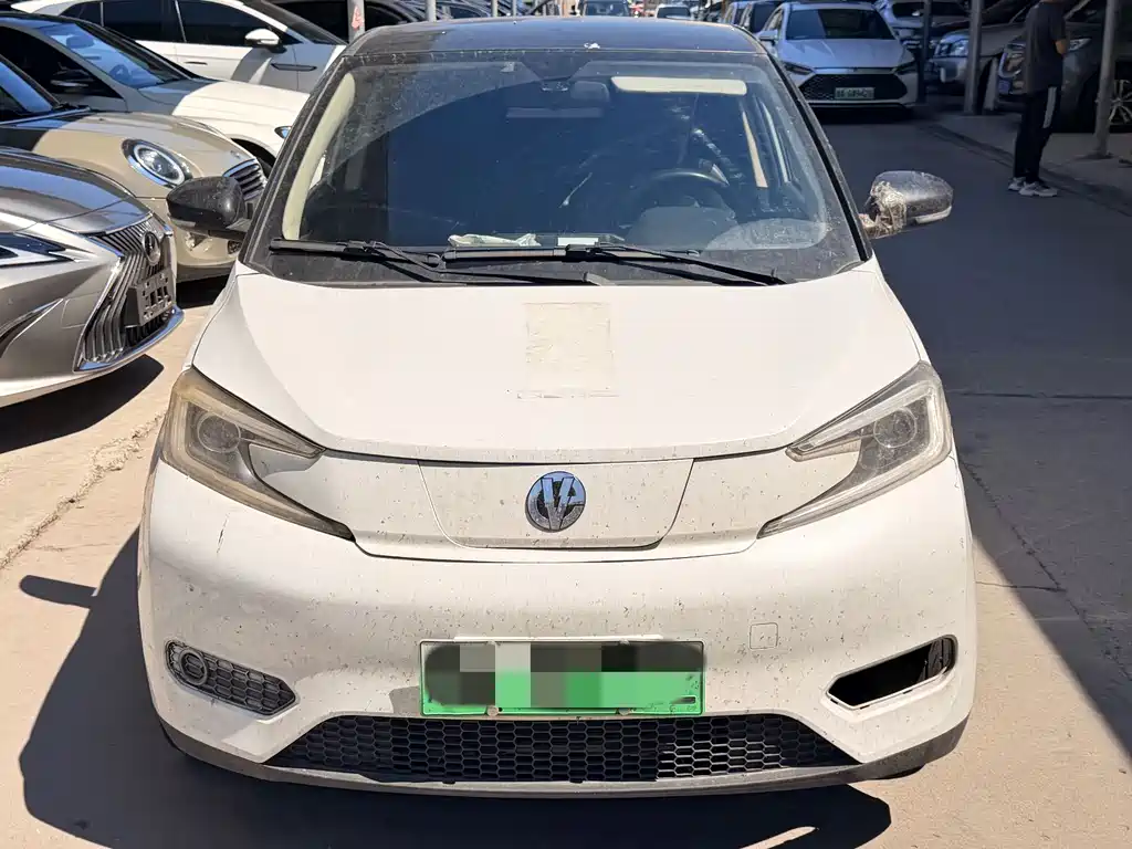 YOUNG Guang Xiaoxin 2023 Model 302KM Pearl Edition купить на сайте DeffCars