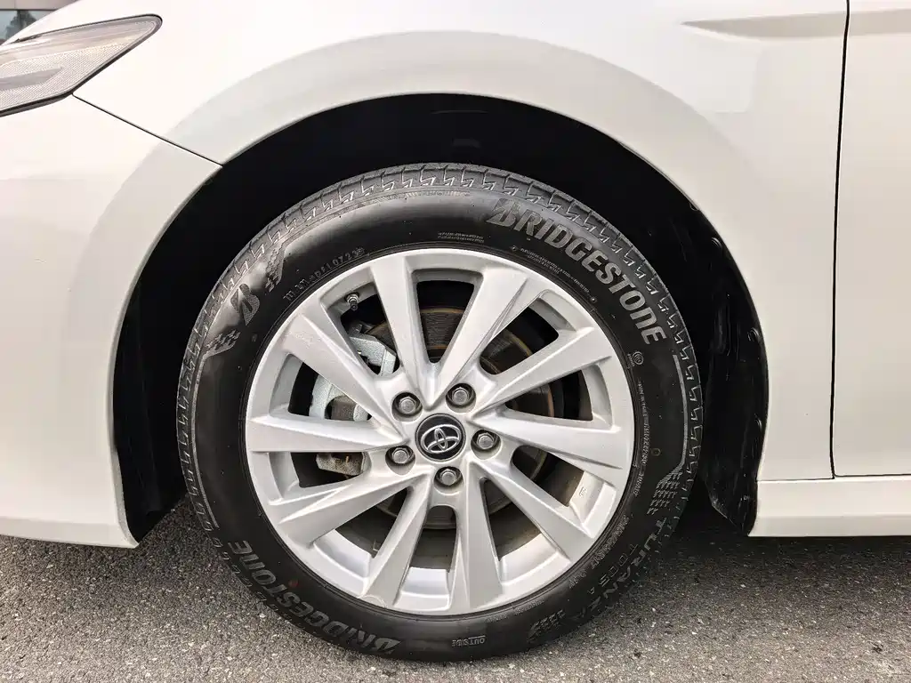 Camry 2021 2.0G Deluxe Edition купить на сайте DeffCars